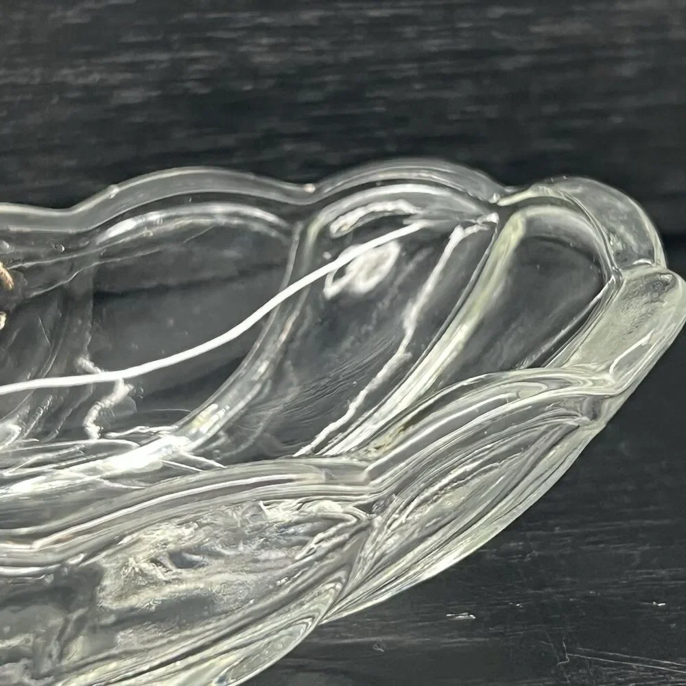 Anchor Hocking Banana Split Sundae/Butter (Boat) Serving Dish Scalloped Rim 8”